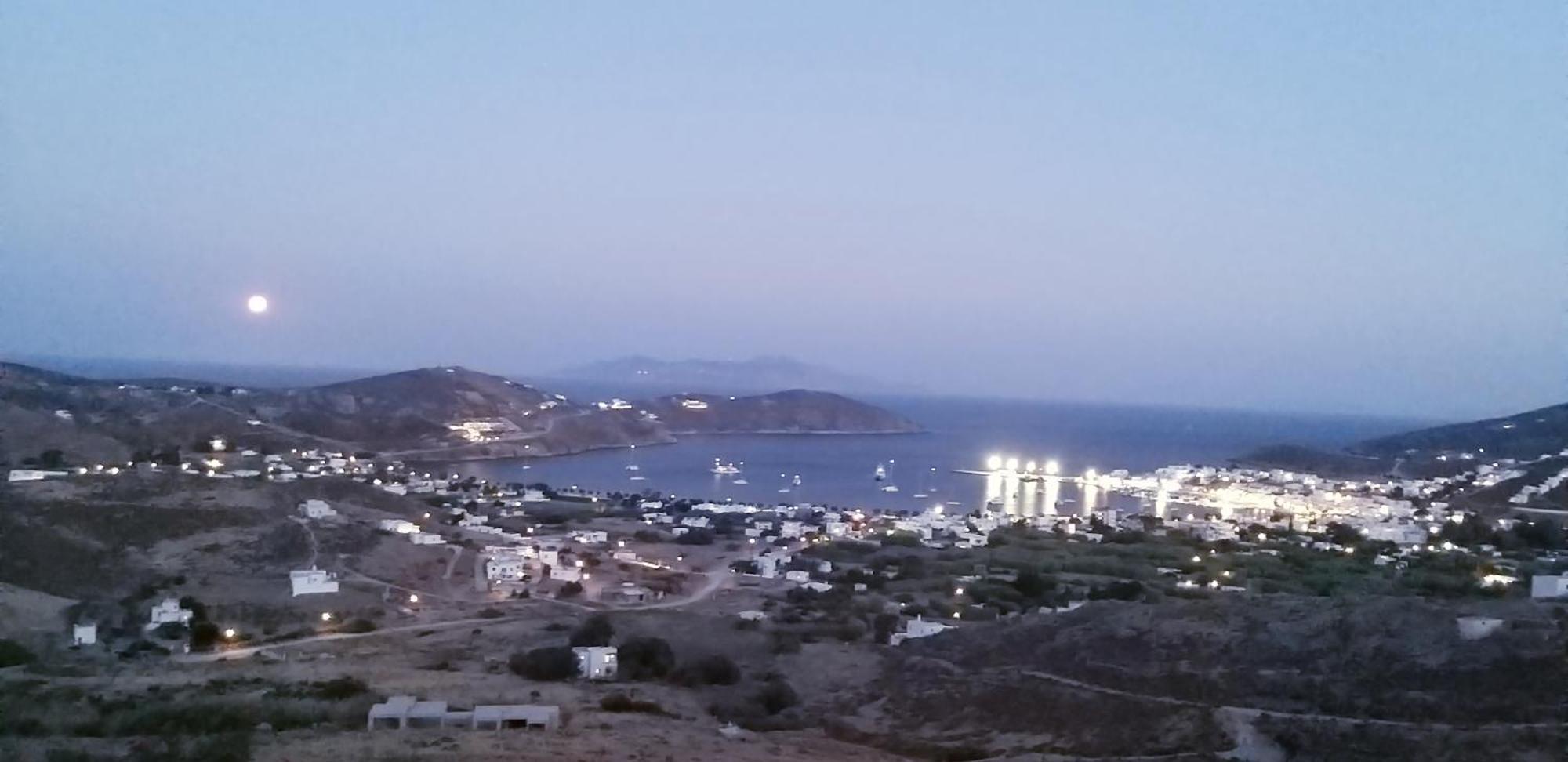 Tirquaz View Hotel Serifos Town Eksteriør billede